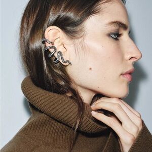 ZARA PACK OF 2 SPARKLY EAR CUFF EARRINGS NWT